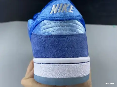 400 CT2552 Nike Dunk QS Low SB 0427
